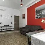 Rosa Homes The Red - Cozy 2 Bedrooms Historic Center, Aquarium Apartment *