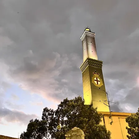 Rosa Homes The Red - Cozy 2 Bedrooms Historic Center, Aquarium Apartment Genoa
