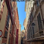 Rosa Homes The Red - Cozy 2 Bedrooms Historic Center, Aquarium 热那亚