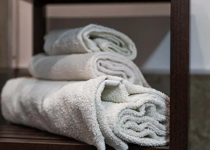 Daire Rosa Homes The Red - Cozy 2 Bedrooms Historic Center, Aquarium Cenova