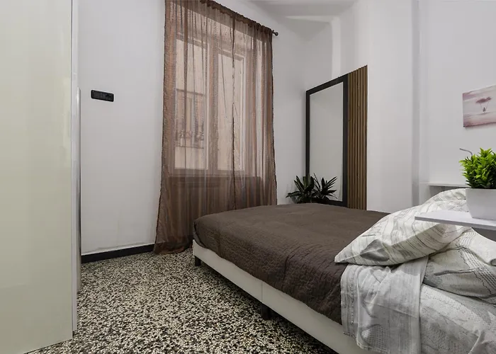 Rosa Homes The Red - Cozy 2 Bedrooms Historic Center, Aquarium