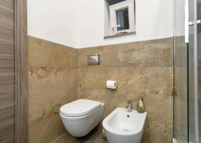 Rosa Homes The Red - Cozy 2 Bedrooms Historic Center, Aquarium * Janov